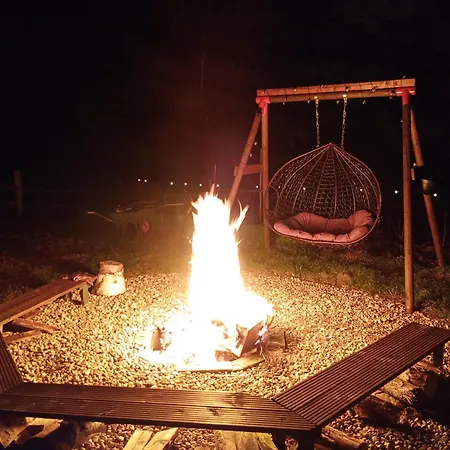 Siedlisko Radogoszcz, Jacuzzi ,sauna Semesterbostad Osiek (Pomerania)